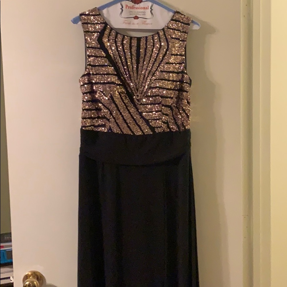 Beautiful black and gold dress!